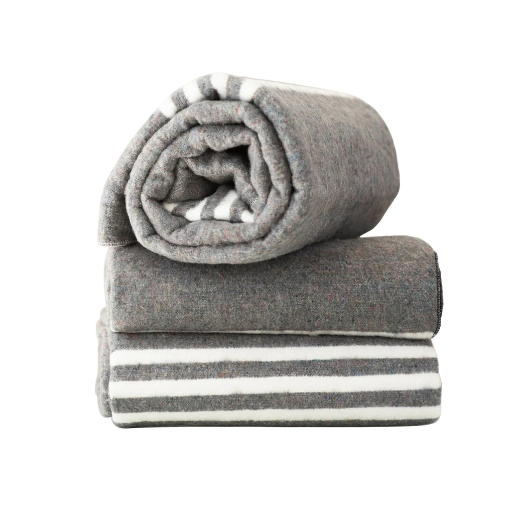 ARANDA BOXER BLANKET GREY 150 X 200CM